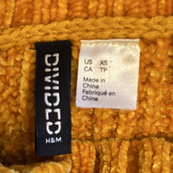 cropped sweater - Picture 4 of 4